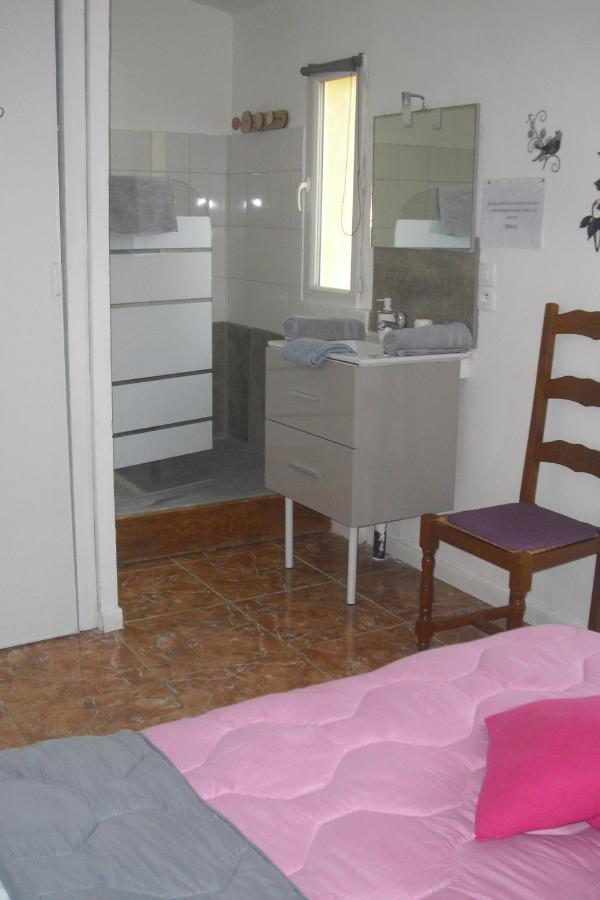 Lou Mas Li Pitchoun "Le Prunier " Apartment Gordes Exterior photo